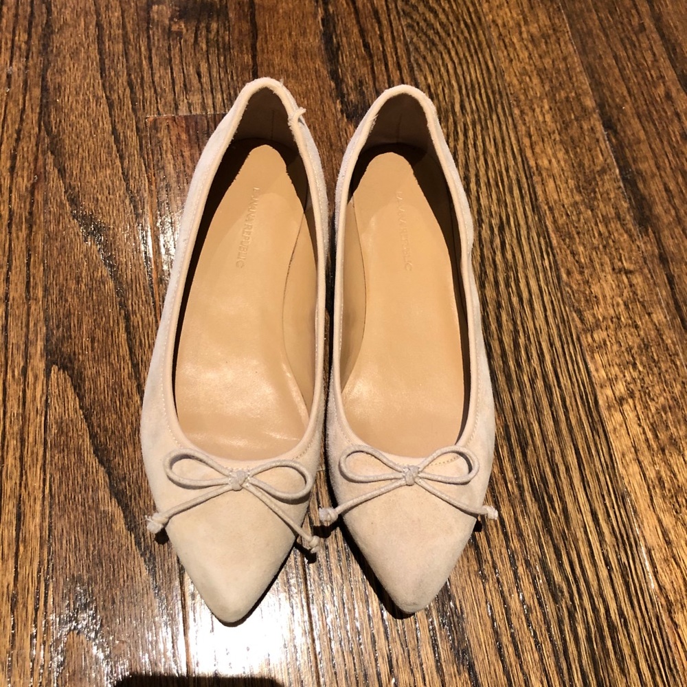 Banana Republic Ballet Flats